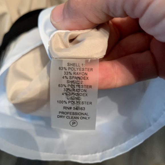 Calvin Klein fully lined‎ fit and flare dress. Worn once. Excellent condition - Picture 5 of 5